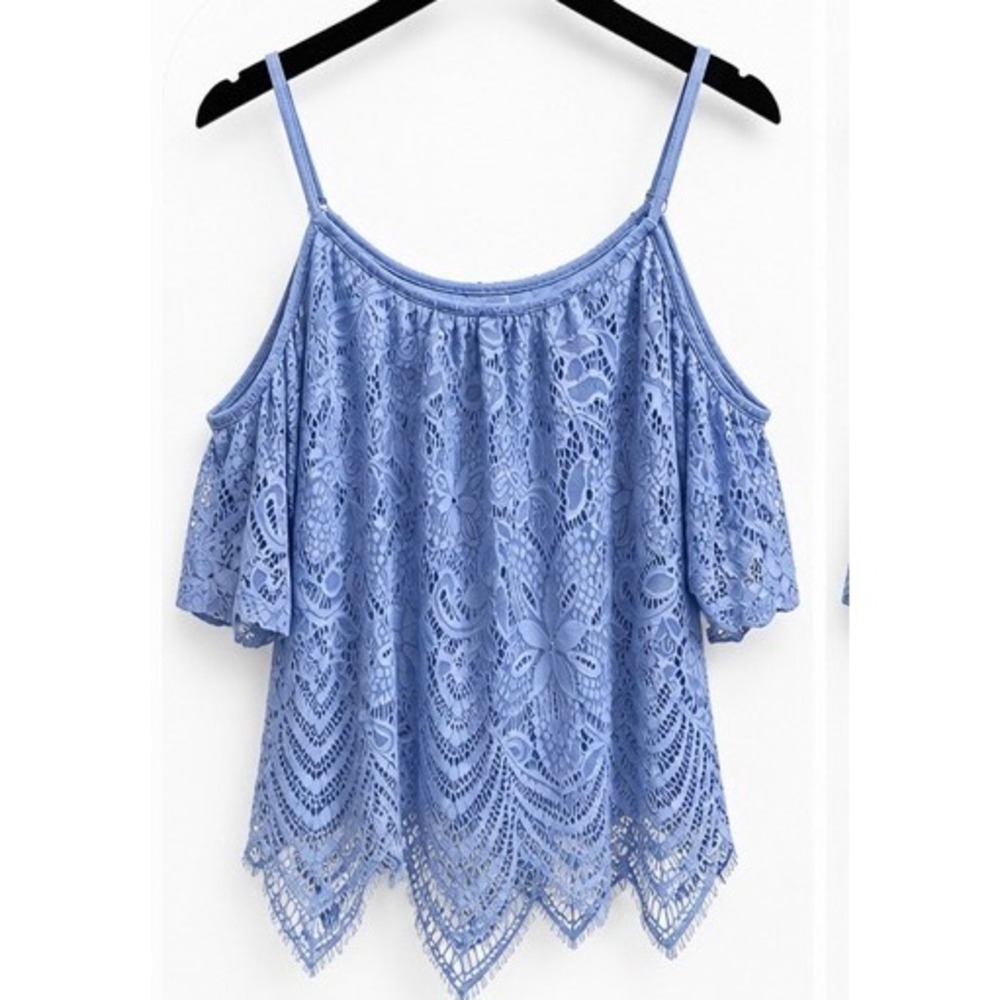 Periwinkle Blue Floral Lace Cold Shoulder Top Adjustable Straps Size Medium